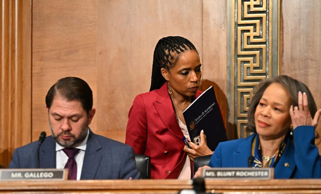 Crypto’s Obstacle Course Towards A Bipartisan Clarity Compromise